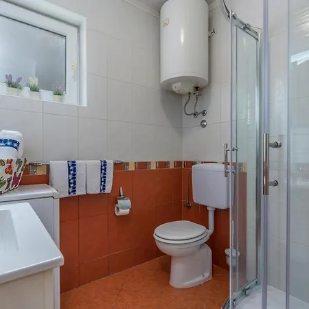 Amela * بوريتش