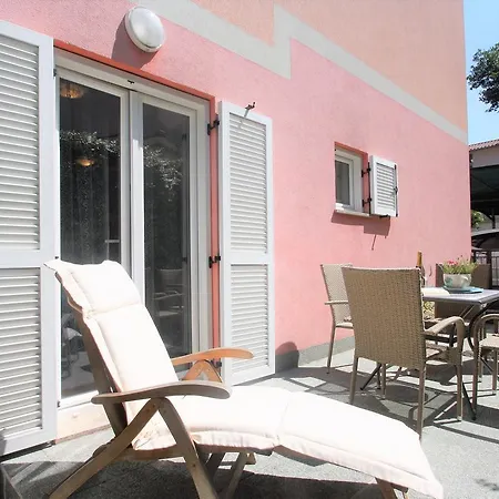 Amela Apartment *