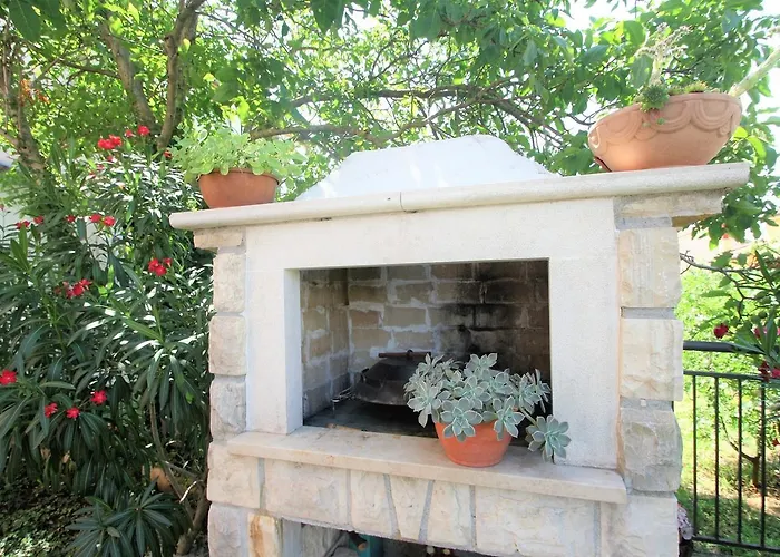 Amela Διαμέρισμα *